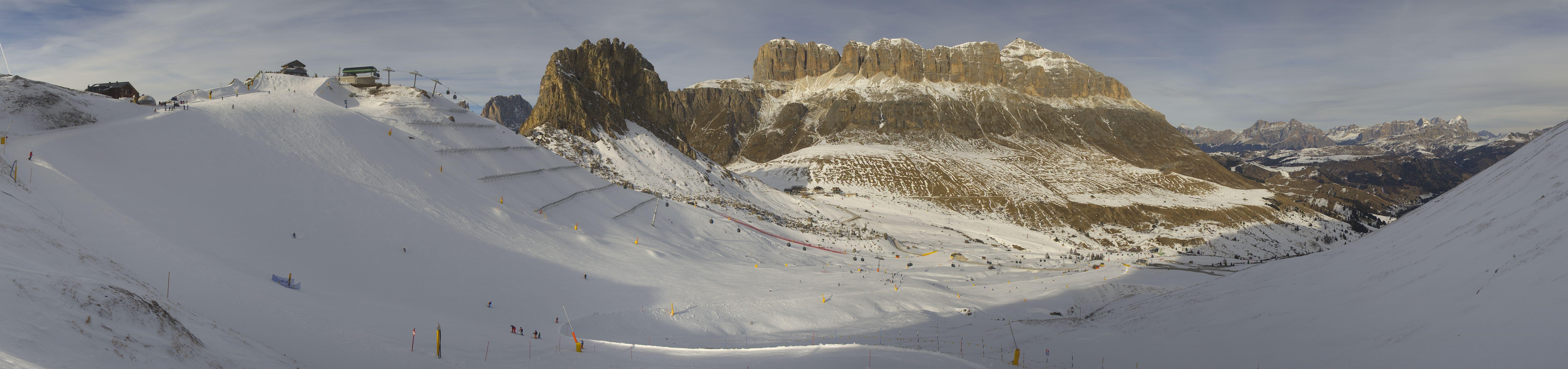 Archiv Foto Webcam Fassatal Panorama - Pordoi Pass