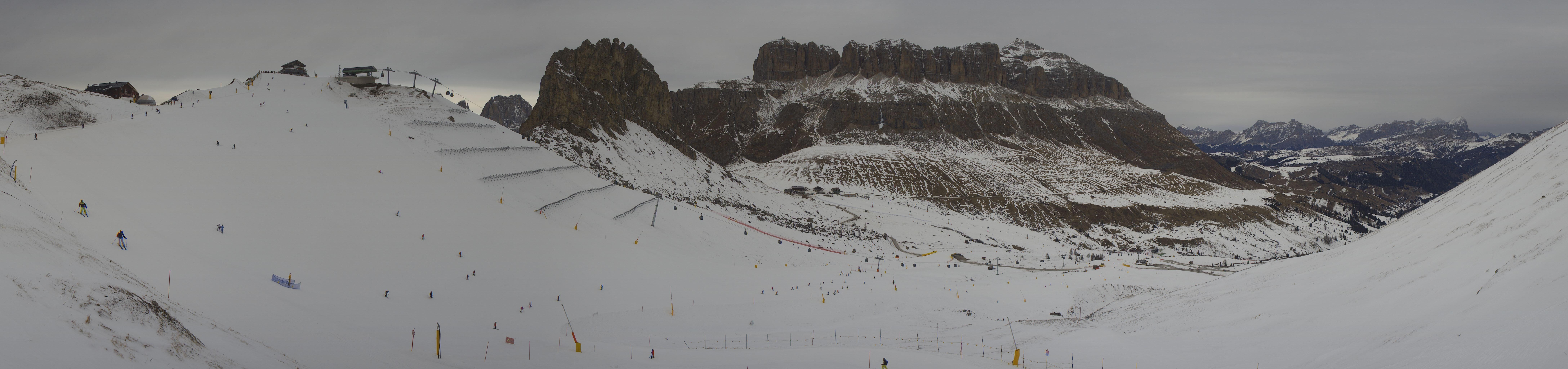 Archiv Foto Webcam Fassatal Panorama - Pordoi Pass