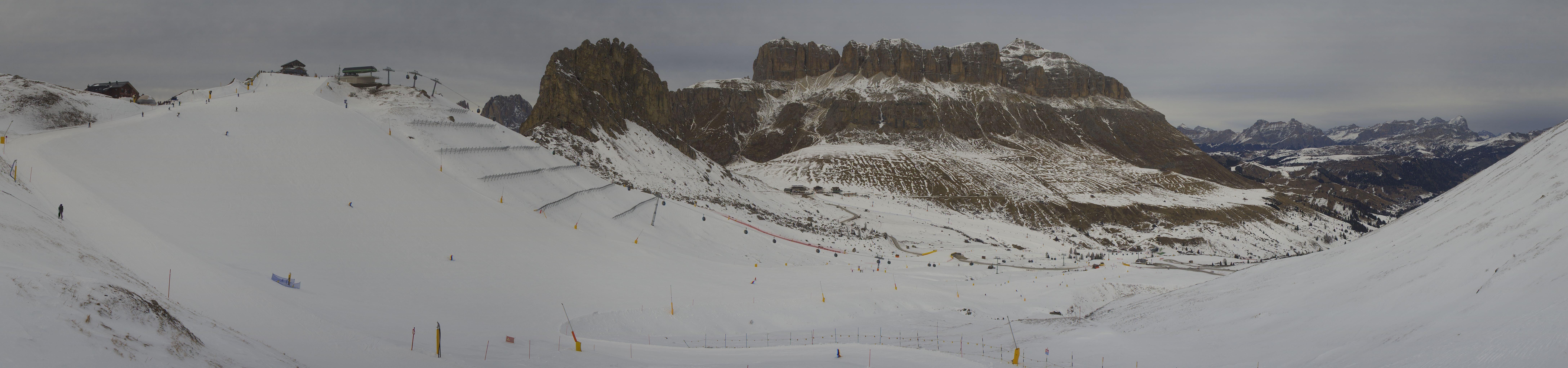 Archiv Foto Webcam Fassatal Panorama - Pordoi Pass