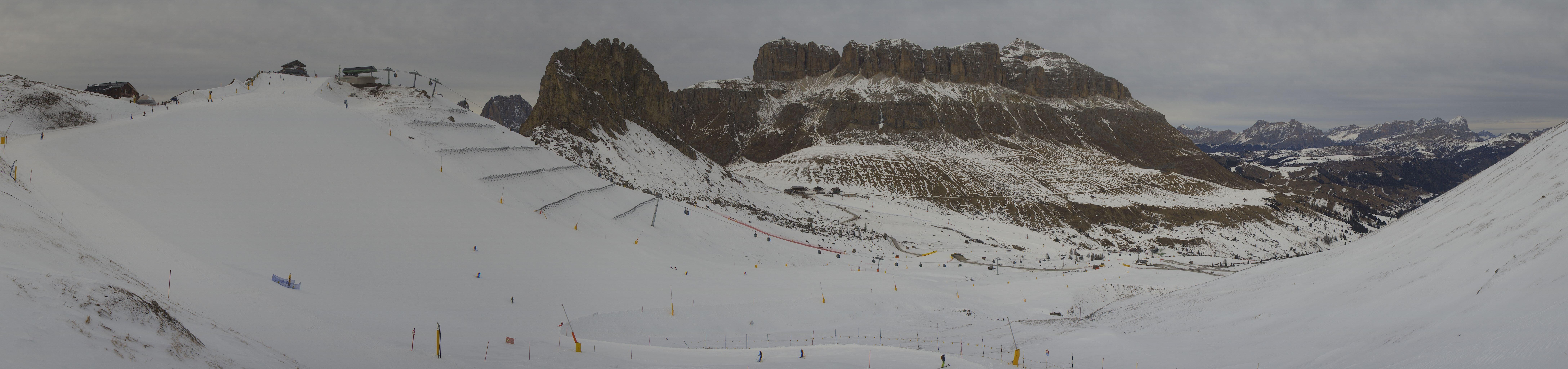 Archiv Foto Webcam Fassatal Panorama - Pordoi Pass