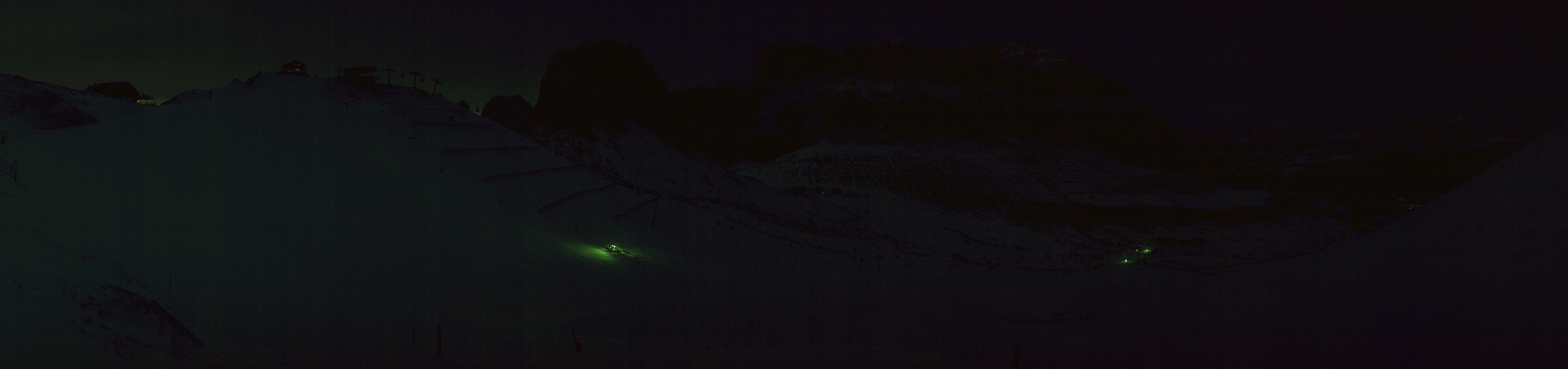 Archiv Foto Webcam Fassatal Panorama - Pordoi Pass