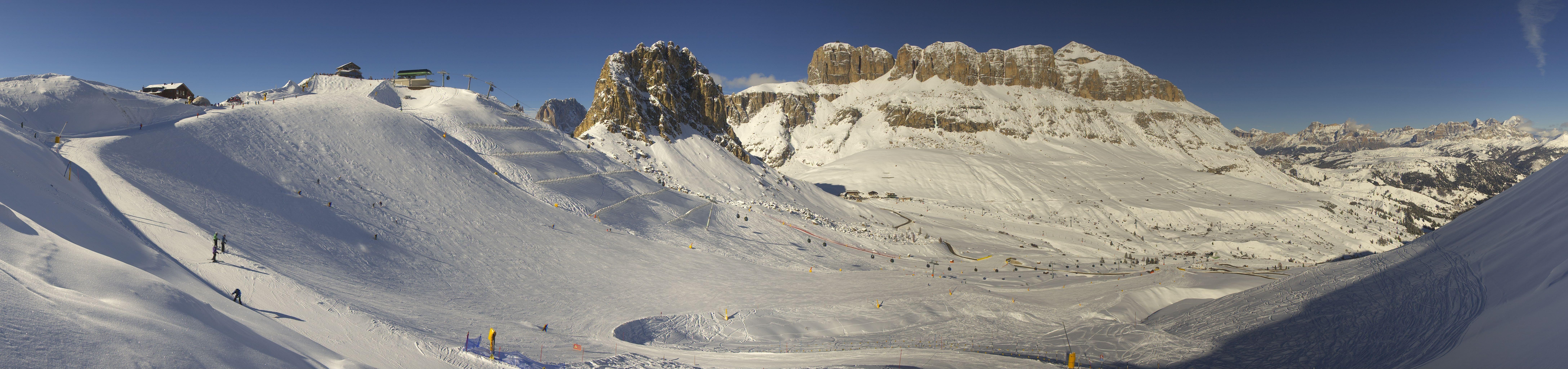 Archiv Foto Webcam Fassatal Panorama - Pordoi Pass