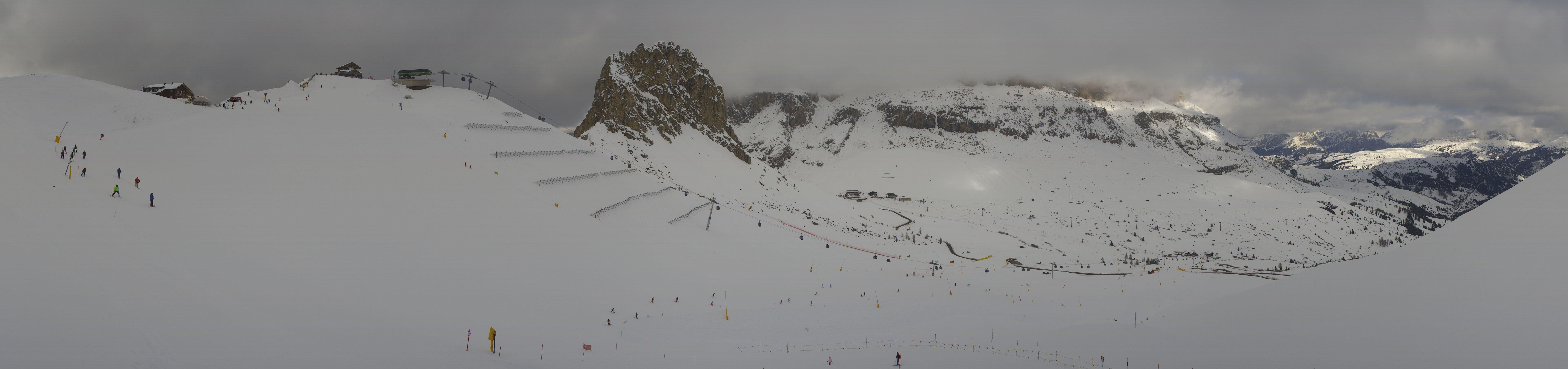 Archiv Foto Webcam Fassatal Panorama - Pordoi Pass