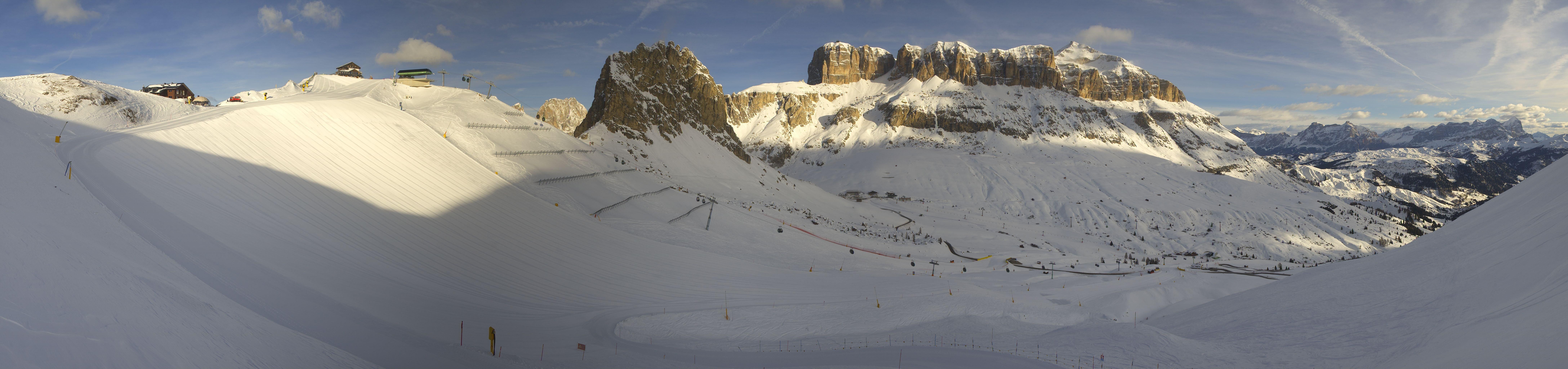 Archiv Foto Webcam Fassatal Panorama - Pordoi Pass