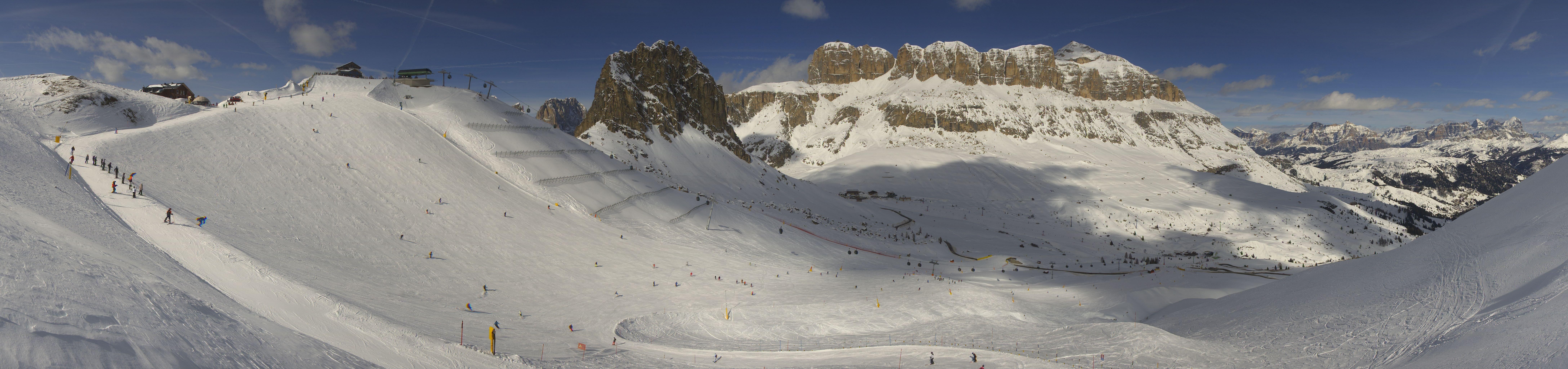 Archiv Foto Webcam Fassatal Panorama - Pordoi Pass