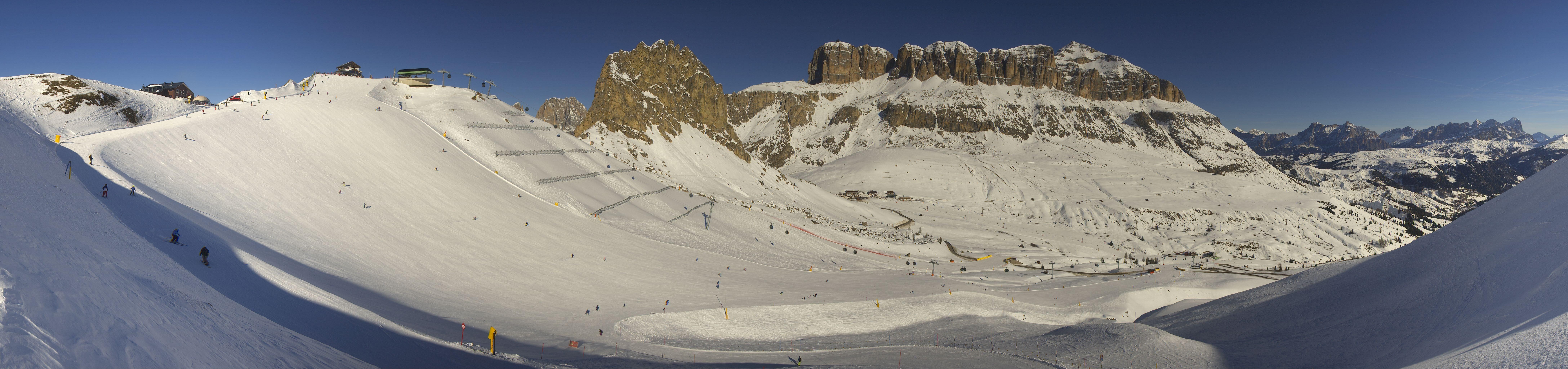 Archiv Foto Webcam Fassatal Panorama - Pordoi Pass