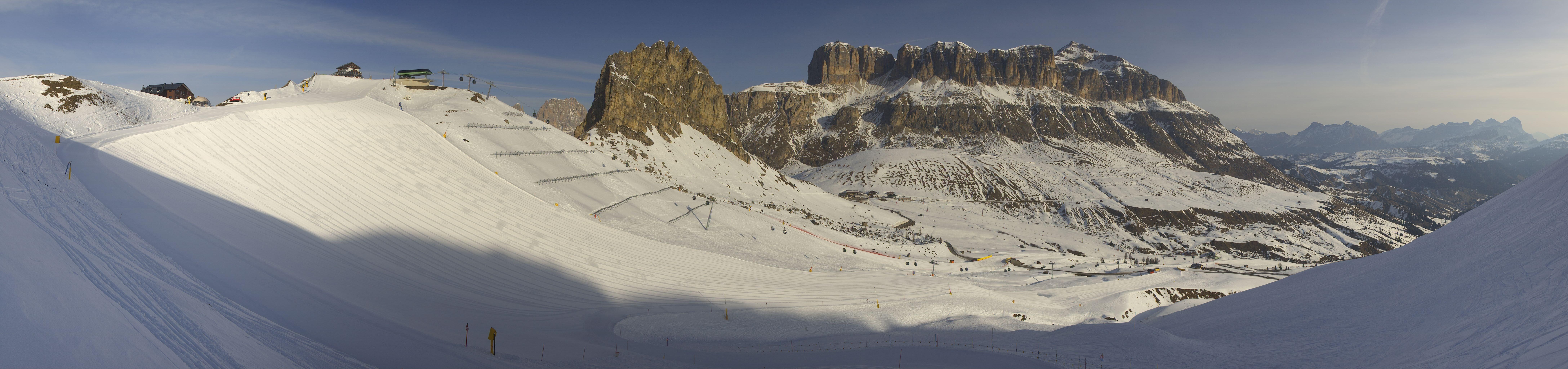 Archiv Foto Webcam Fassatal Panorama - Pordoi Pass