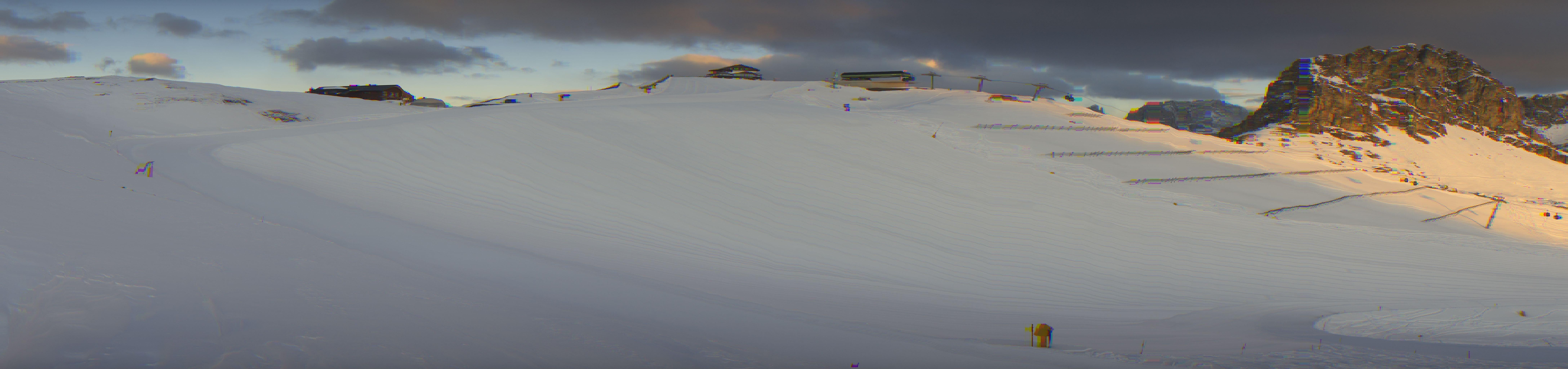 Archiv Foto Webcam Fassatal Panorama - Pordoi Pass