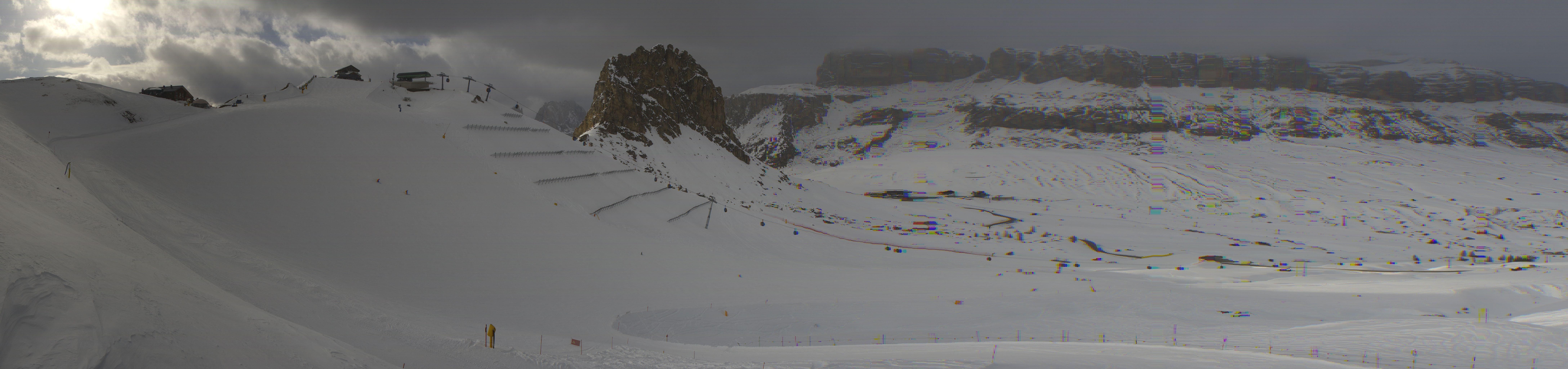 Archiv Foto Webcam Fassatal Panorama - Pordoi Pass