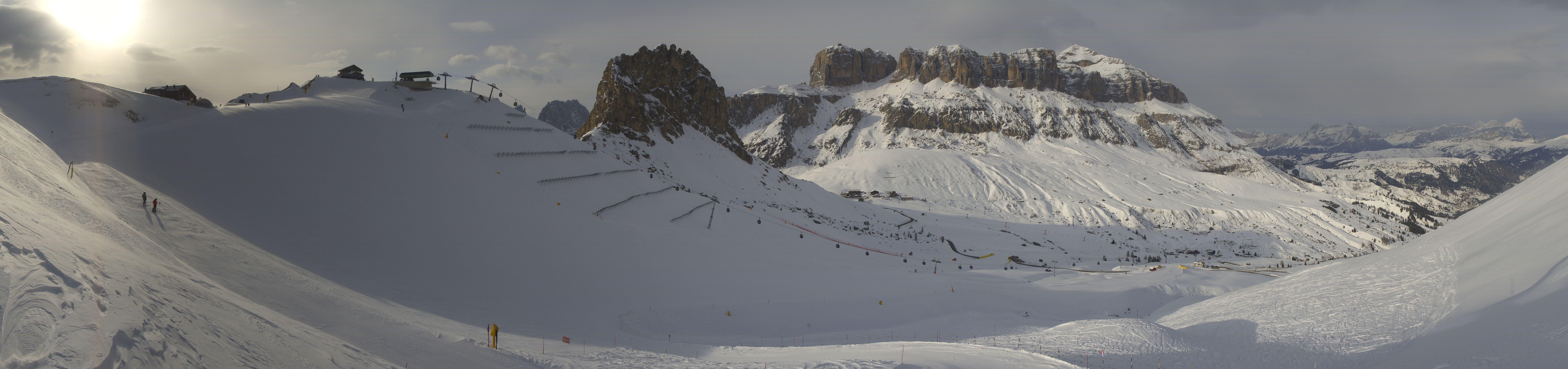 Archiv Foto Webcam Fassatal Panorama - Pordoi Pass