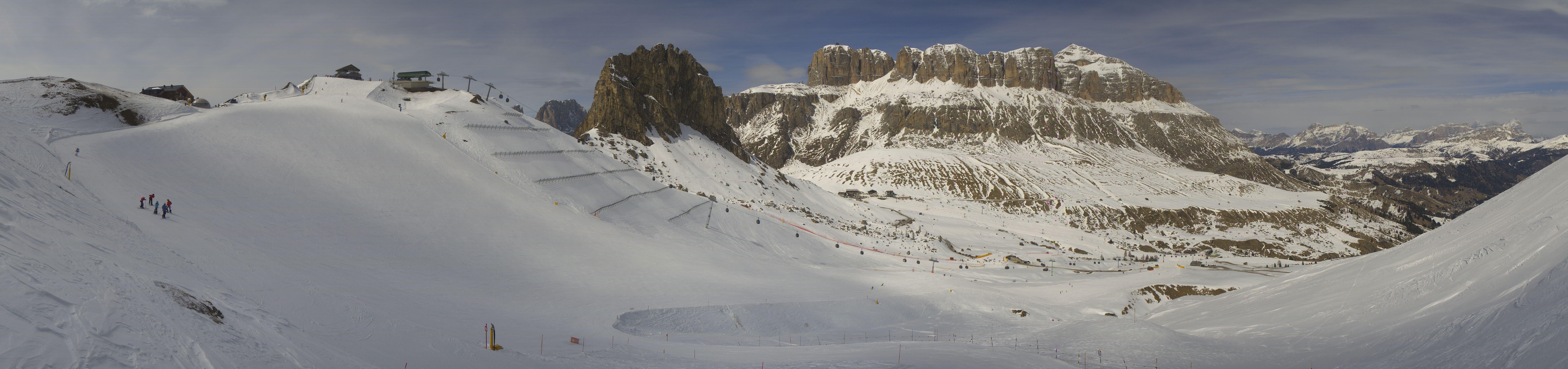 Archiv Foto Webcam Fassatal Panorama - Pordoi Pass
