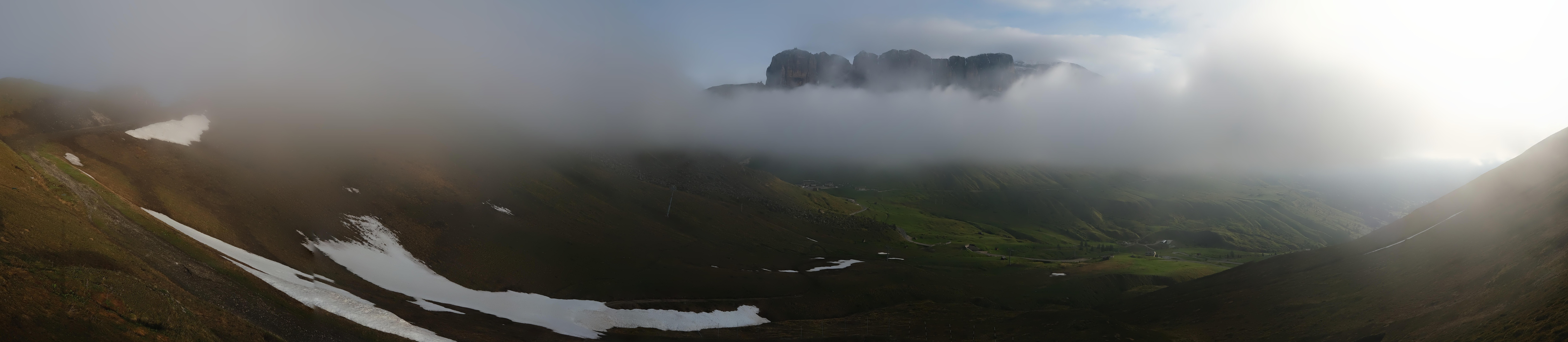Archiv Foto Webcam Fassatal Panorama - Pordoi Pass