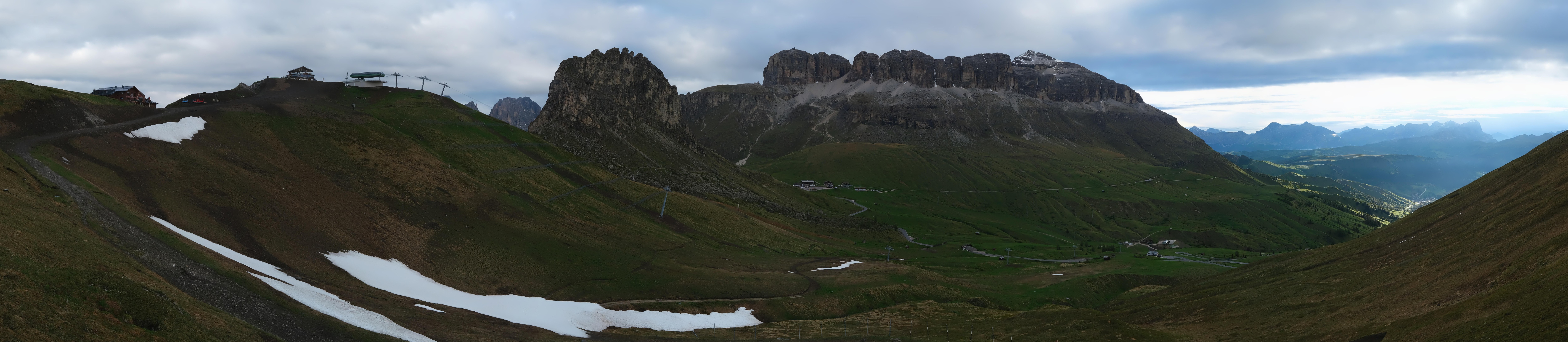 Archiv Foto Webcam Fassatal Panorama - Pordoi Pass