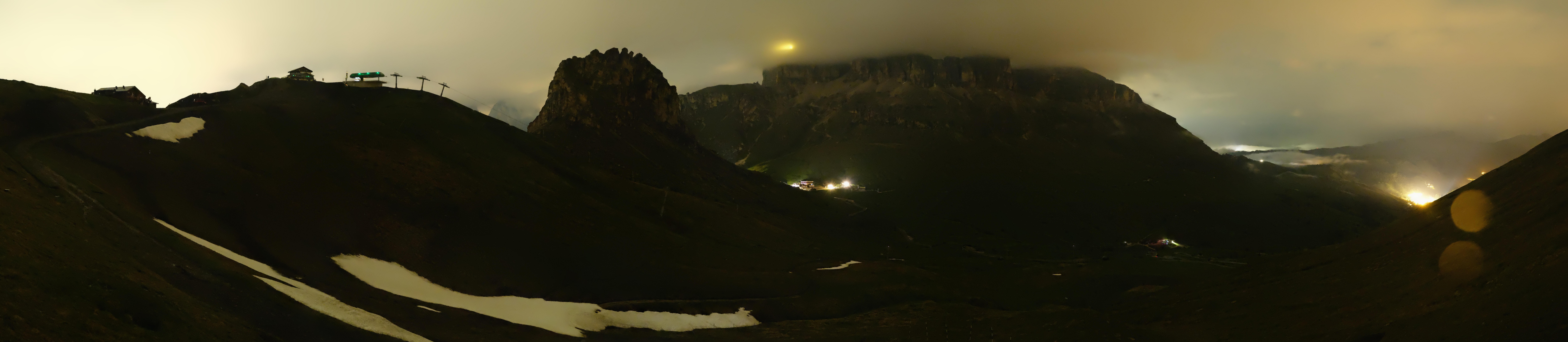 Archiv Foto Webcam Fassatal Panorama - Pordoi Pass