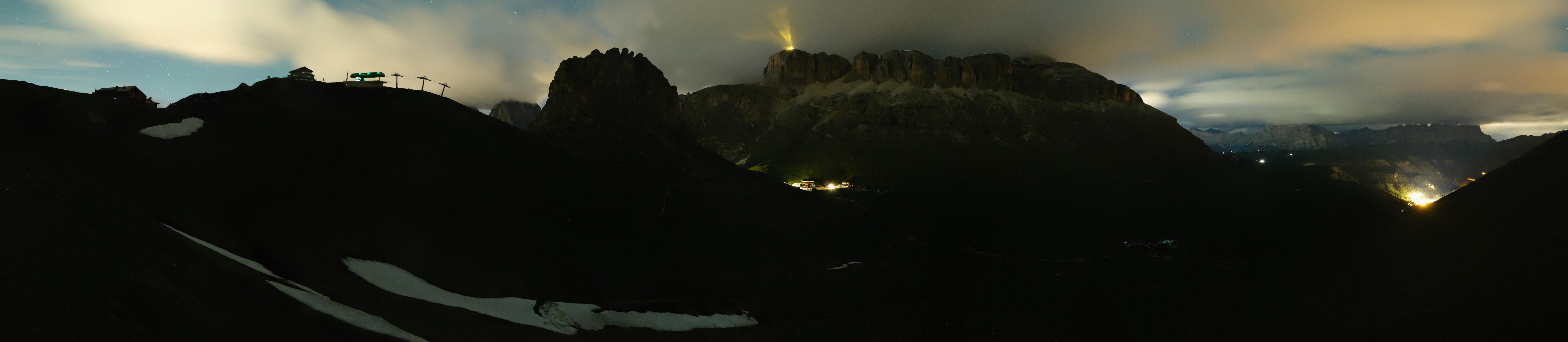 Archiv Foto Webcam Fassatal Panorama - Pordoi Pass