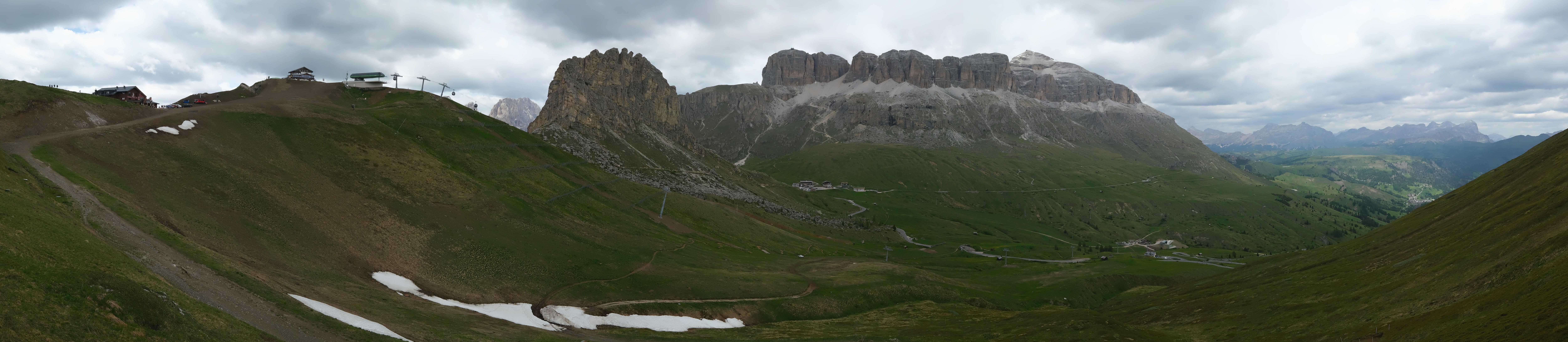 Archiv Foto Webcam Fassatal Panorama - Pordoi Pass