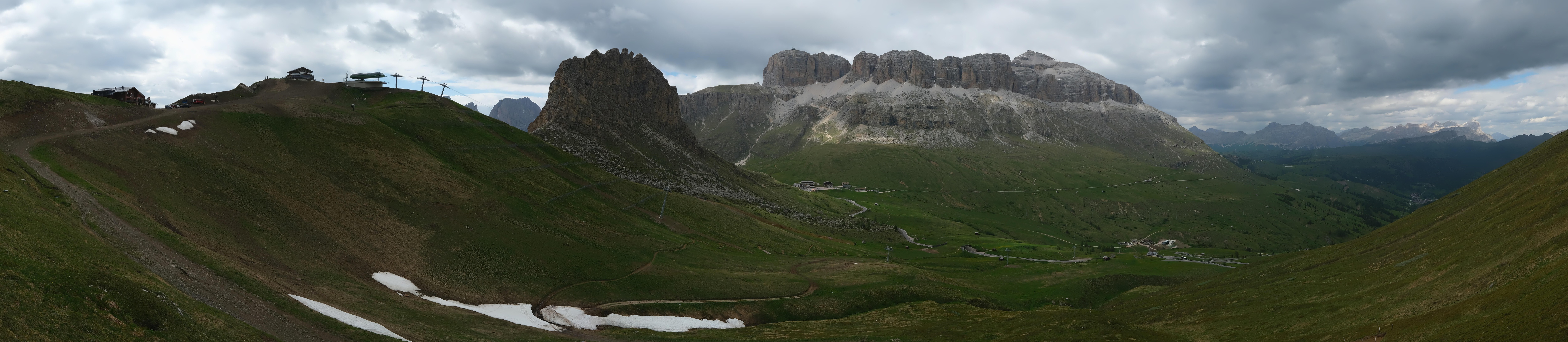 Archiv Foto Webcam Fassatal Panorama - Pordoi Pass