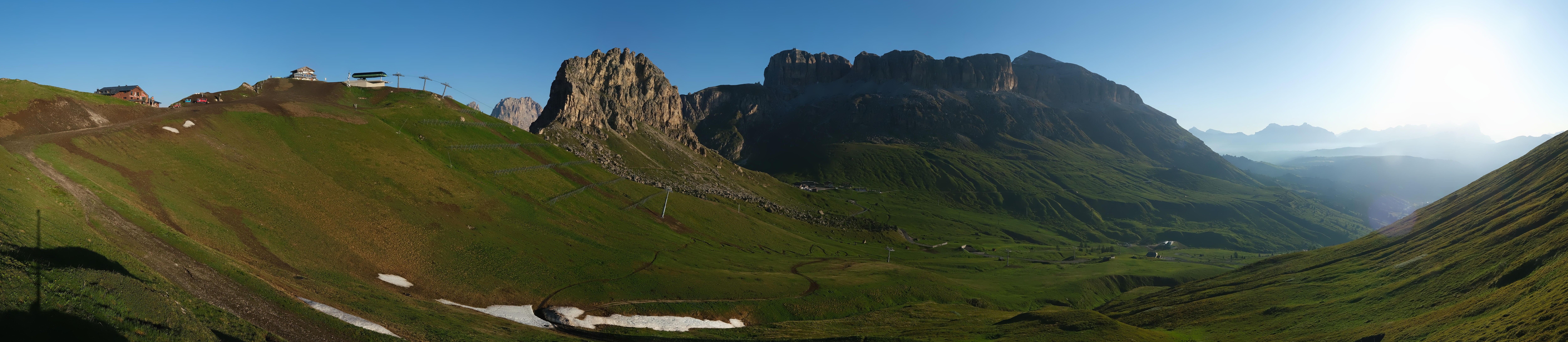 Archiv Foto Webcam Fassatal Panorama - Pordoi Pass