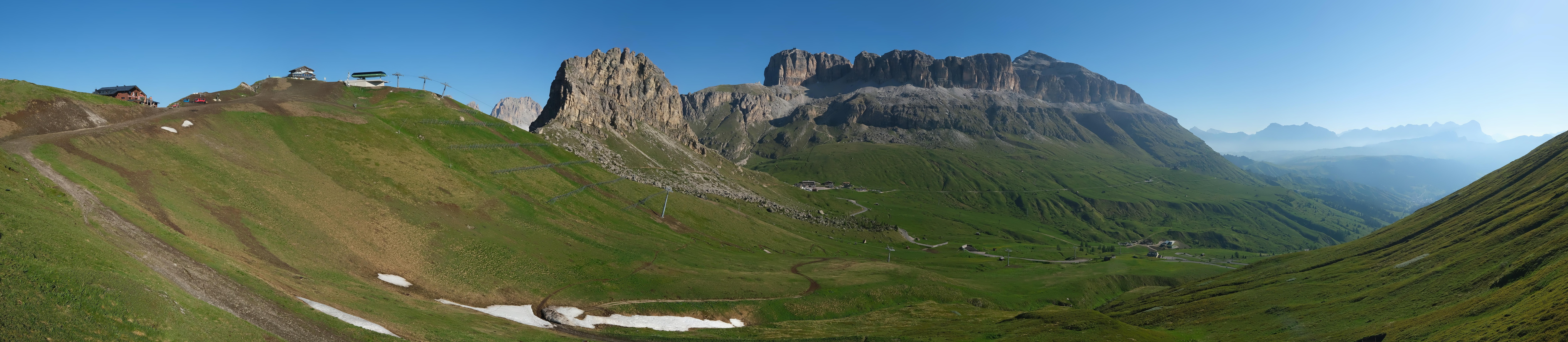 Archiv Foto Webcam Fassatal Panorama - Pordoi Pass