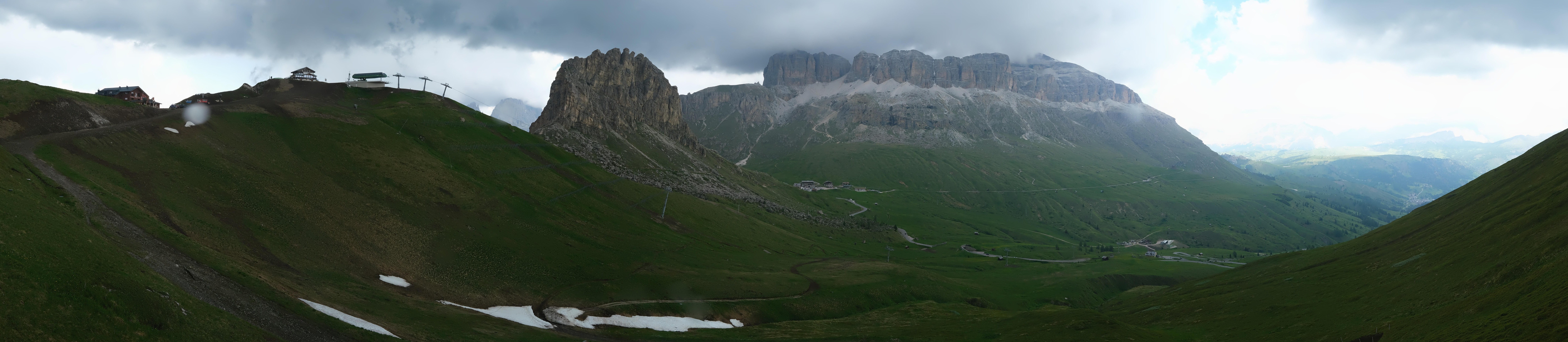 Archiv Foto Webcam Fassatal Panorama - Pordoi Pass