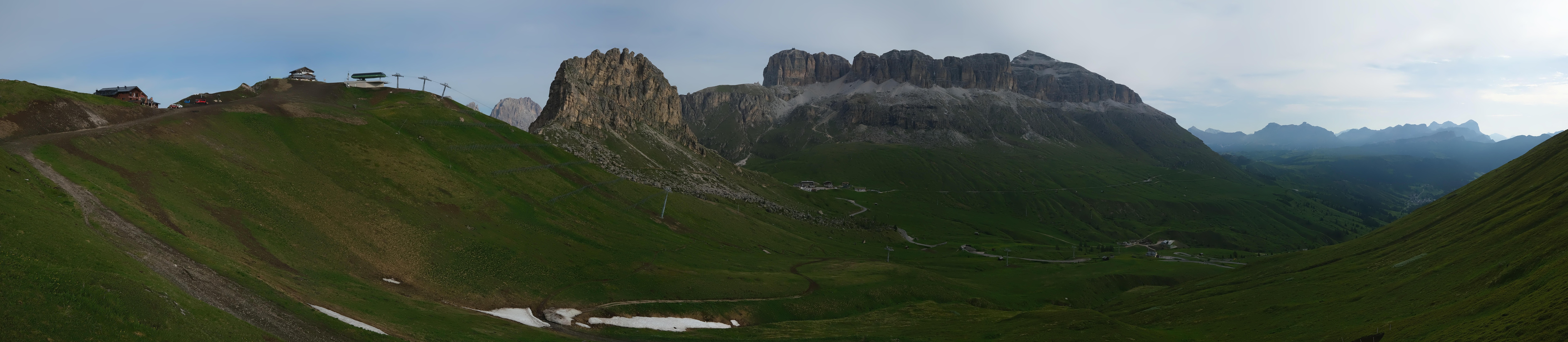 Archiv Foto Webcam Fassatal Panorama - Pordoi Pass
