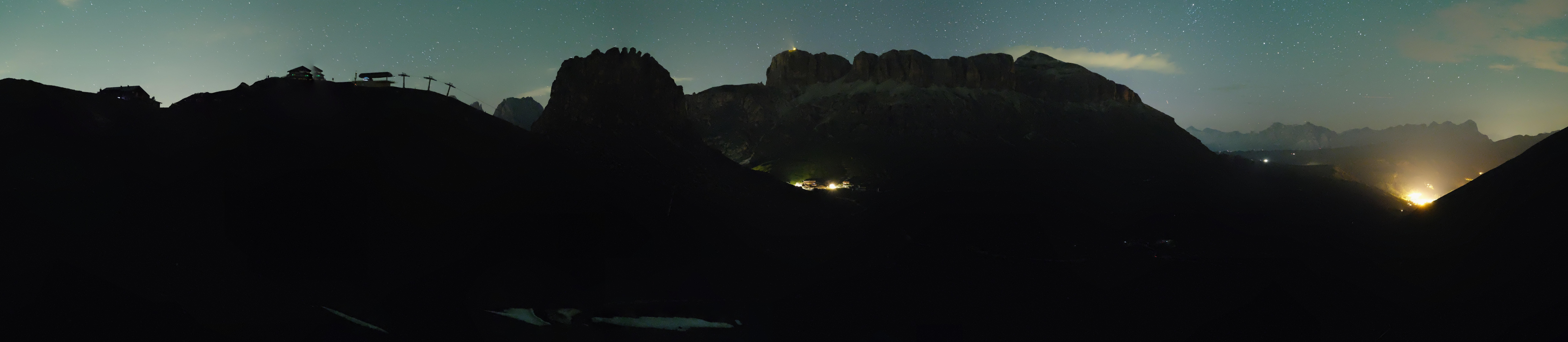Archiv Foto Webcam Fassatal Panorama - Pordoi Pass