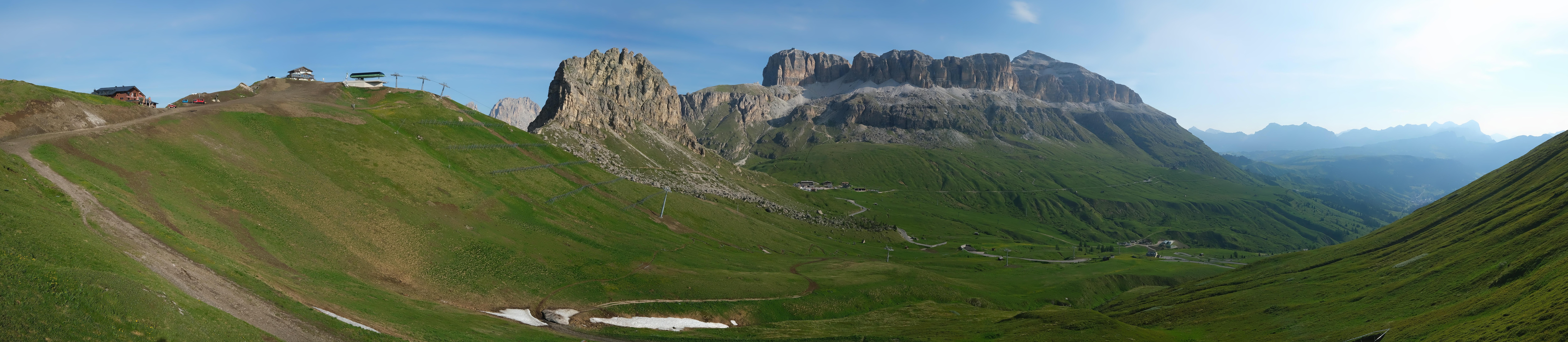 Archiv Foto Webcam Fassatal Panorama - Pordoi Pass