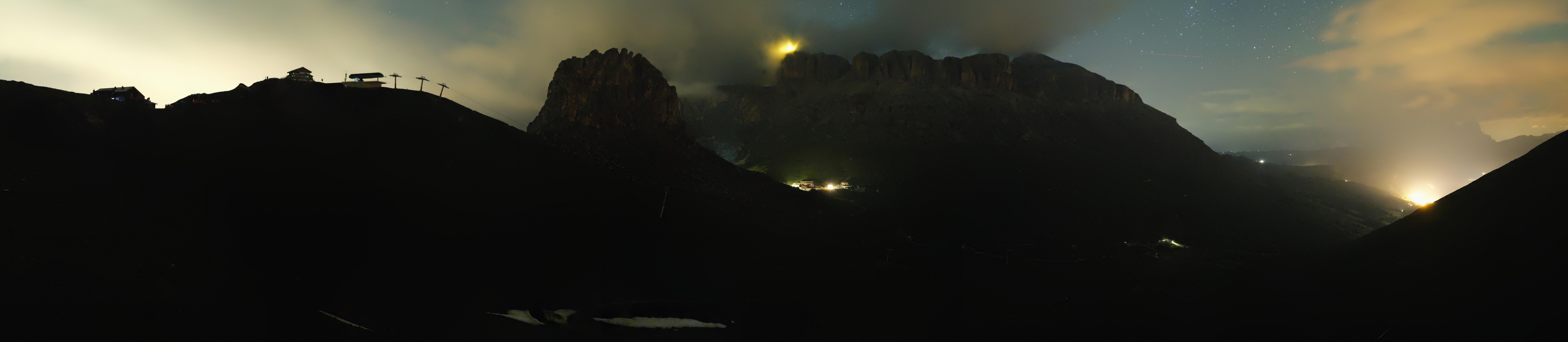 Archiv Foto Webcam Fassatal Panorama - Pordoi Pass