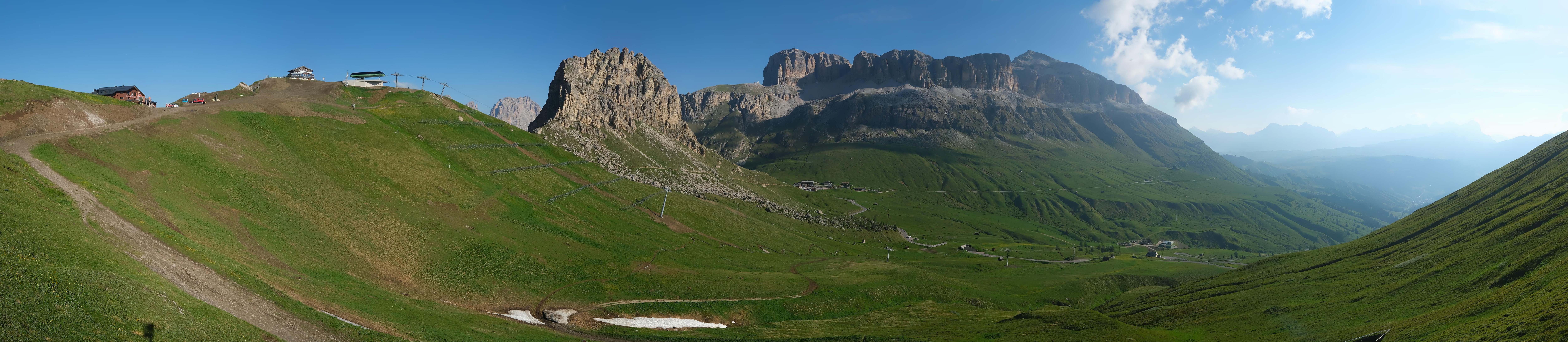 Archiv Foto Webcam Fassatal Panorama - Pordoi Pass