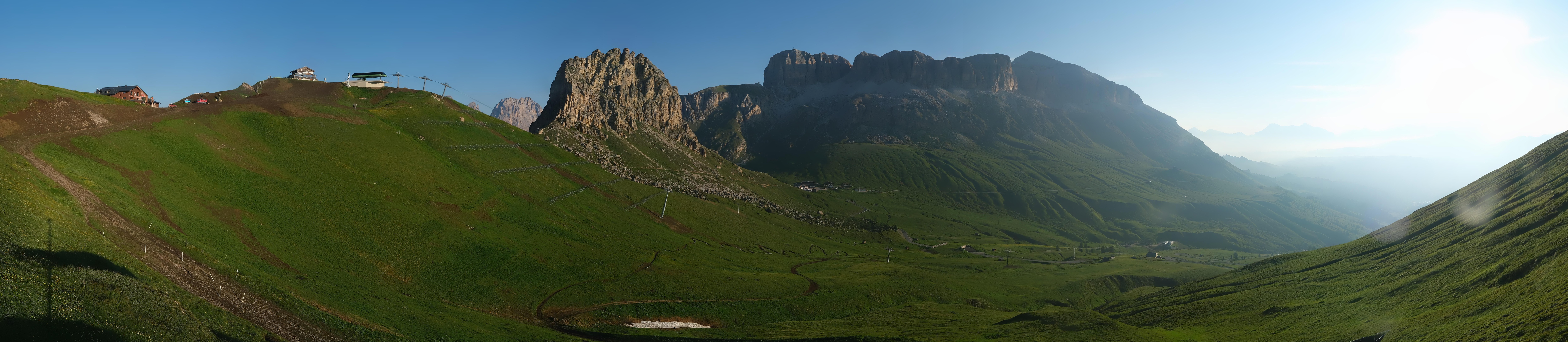 Archiv Foto Webcam Fassatal Panorama - Pordoi Pass