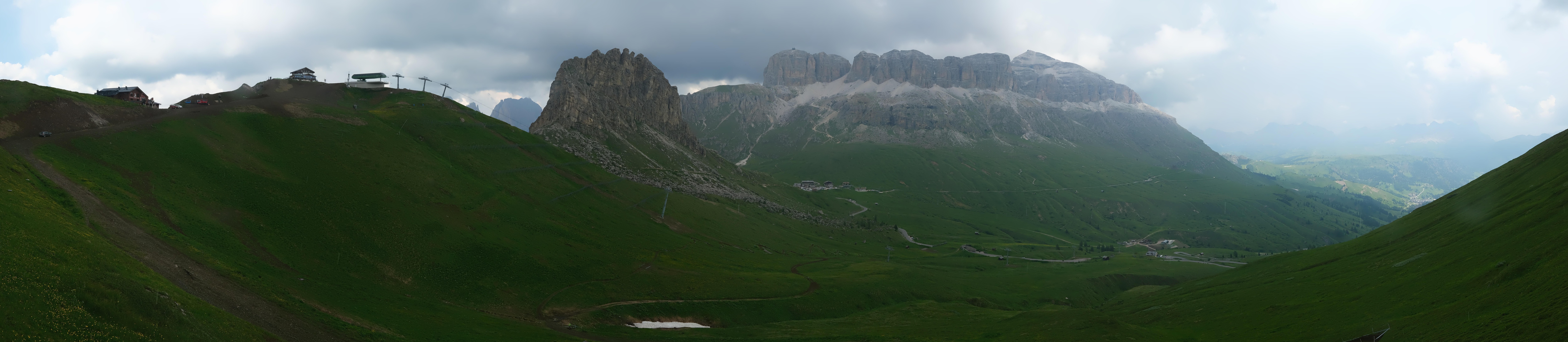 Archiv Foto Webcam Fassatal Panorama - Pordoi Pass