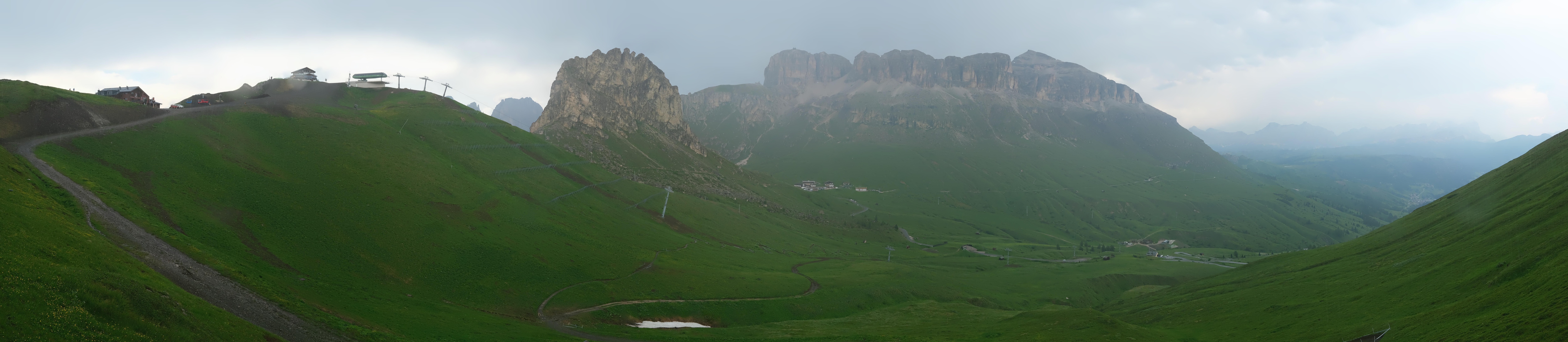 Archiv Foto Webcam Fassatal Panorama - Pordoi Pass