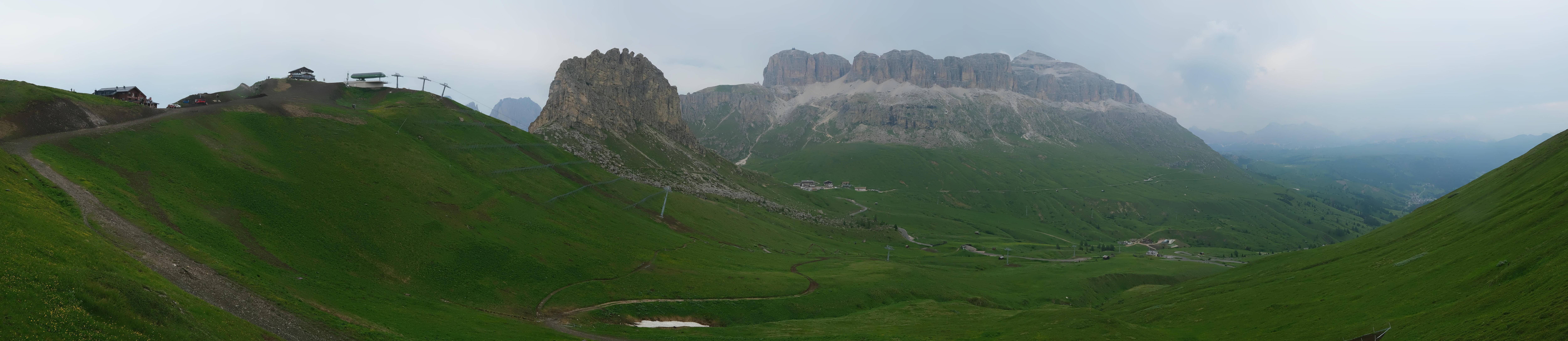 Archiv Foto Webcam Fassatal Panorama - Pordoi Pass