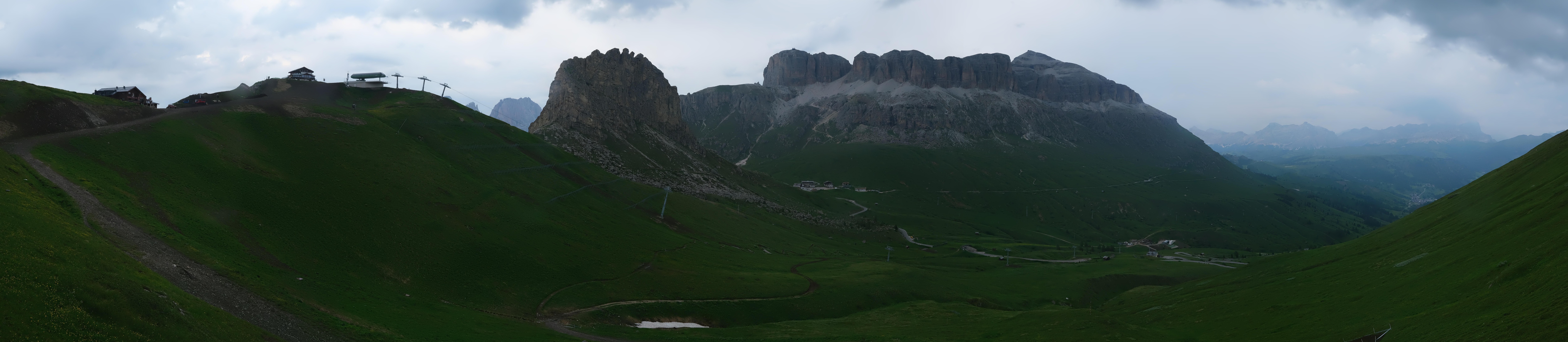 Archiv Foto Webcam Fassatal Panorama - Pordoi Pass
