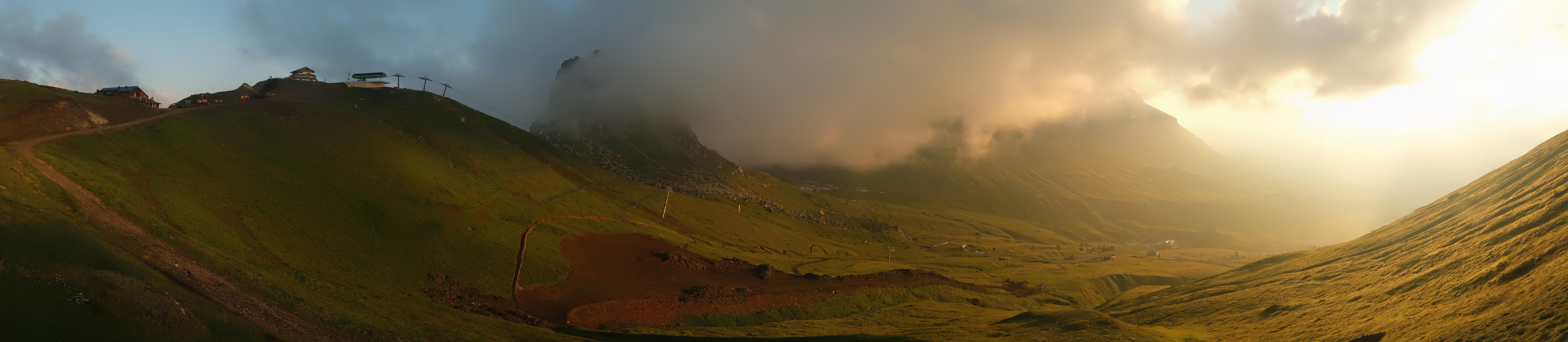 Archiv Foto Webcam Fassatal Panorama - Pordoi Pass