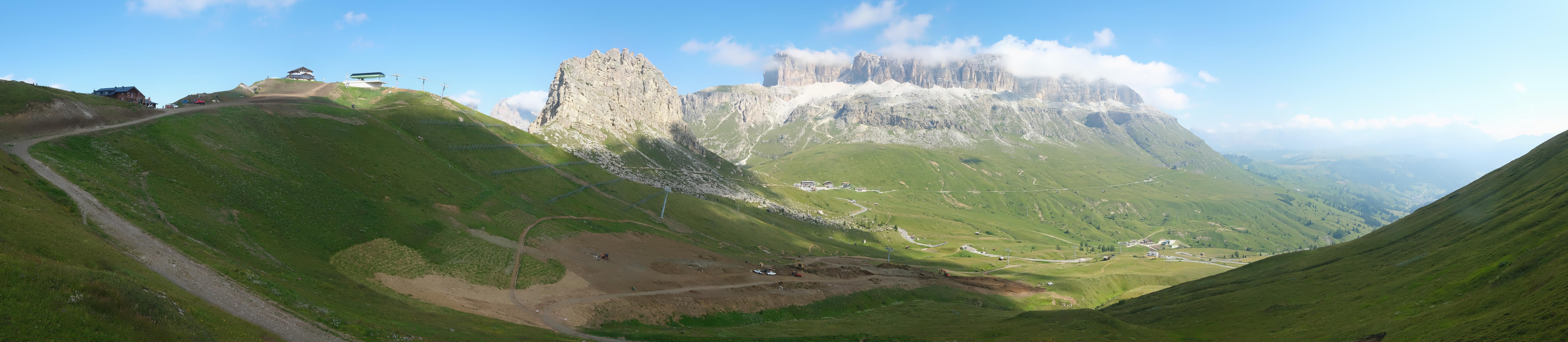Archiv Foto Webcam Fassatal Panorama - Pordoi Pass