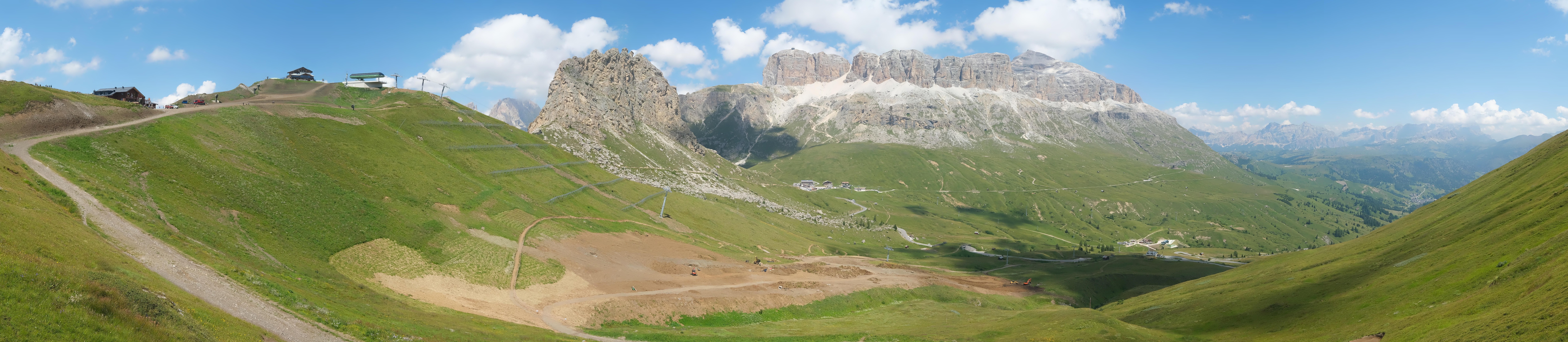 Archiv Foto Webcam Fassatal Panorama - Pordoi Pass