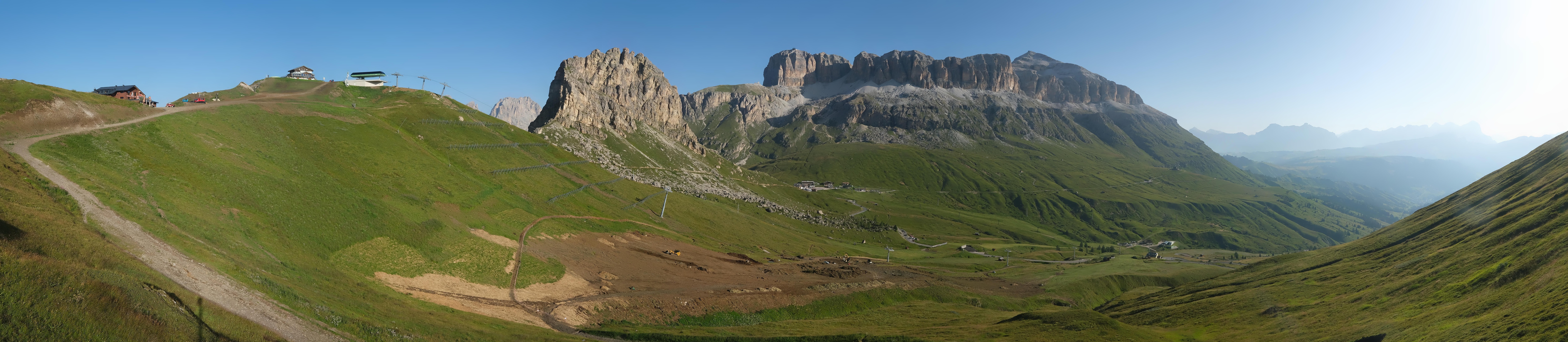 Archiv Foto Webcam Fassatal Panorama - Pordoi Pass