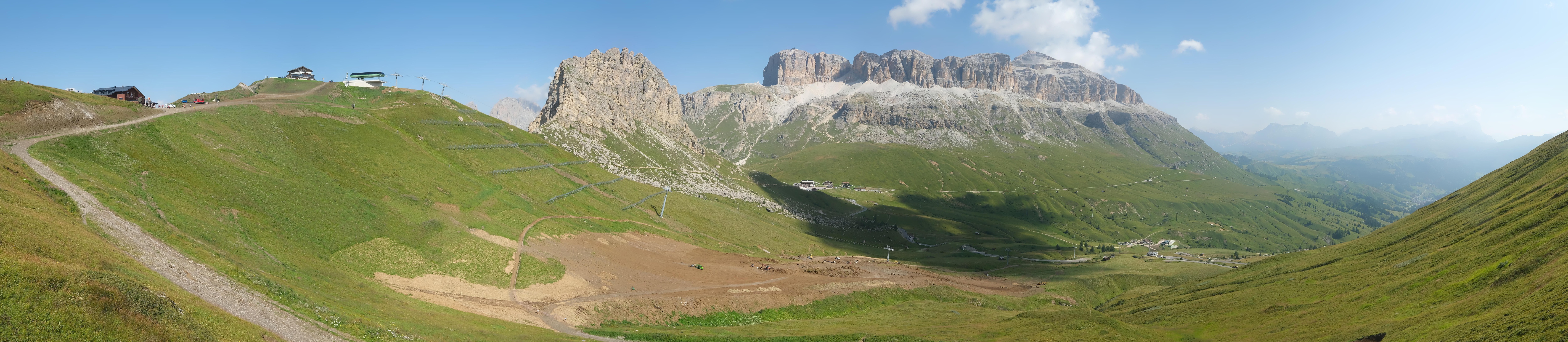 Archiv Foto Webcam Fassatal Panorama - Pordoi Pass