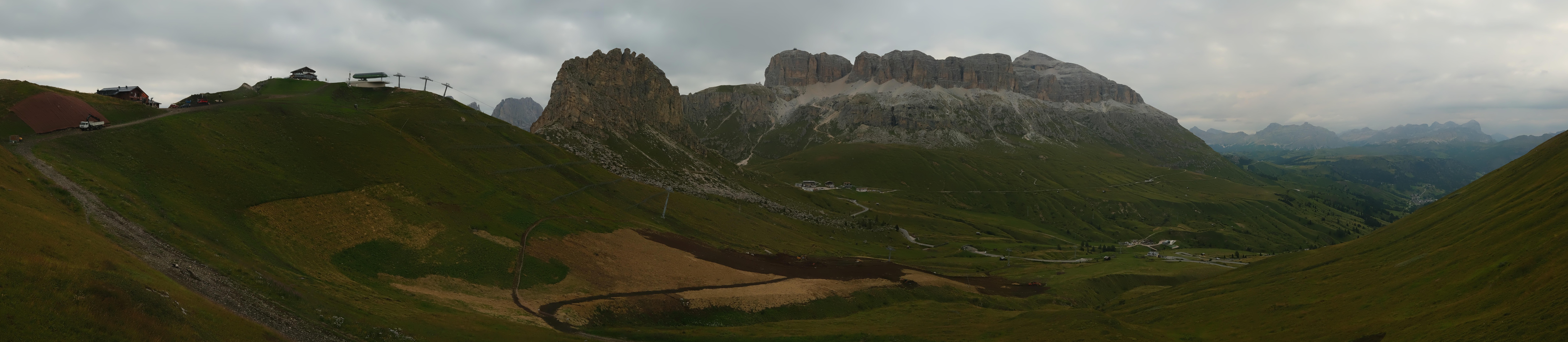 Archiv Foto Webcam Fassatal Panorama - Pordoi Pass