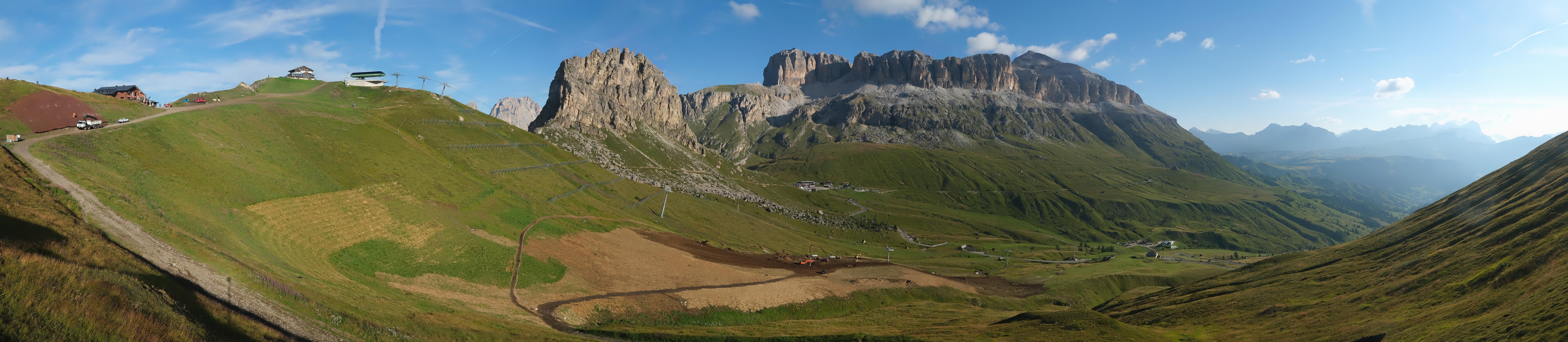 Archiv Foto Webcam Fassatal Panorama - Pordoi Pass
