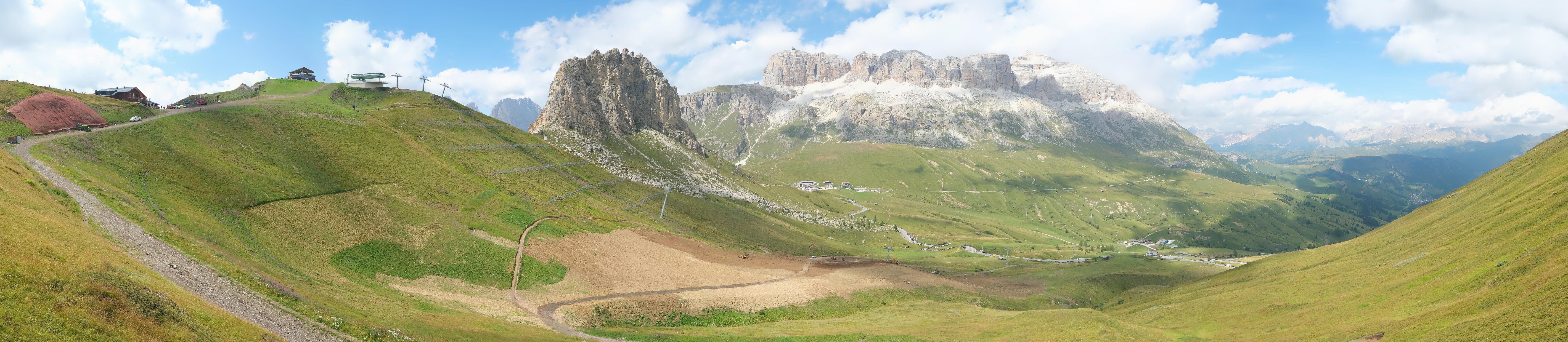 Archiv Foto Webcam Fassatal Panorama - Pordoi Pass