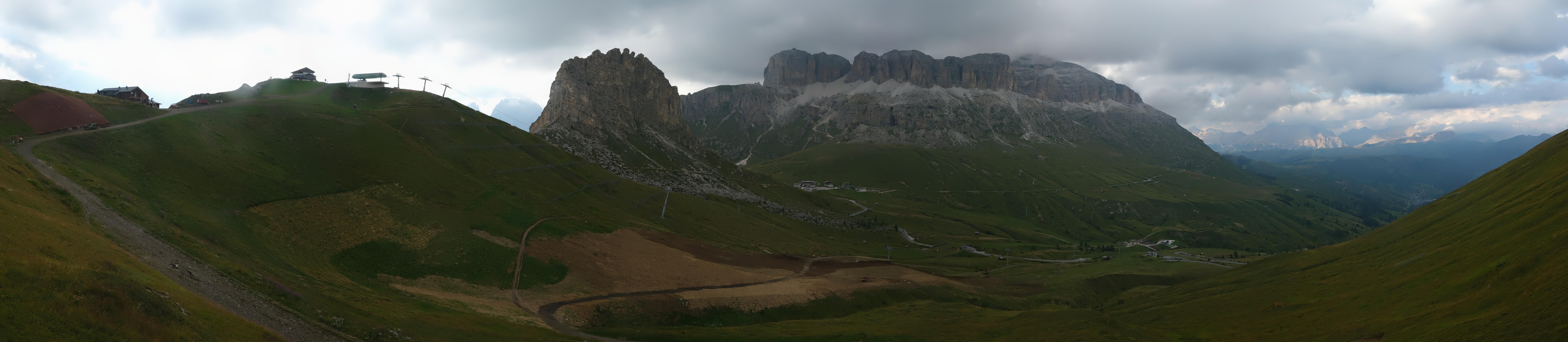 Archiv Foto Webcam Fassatal Panorama - Pordoi Pass