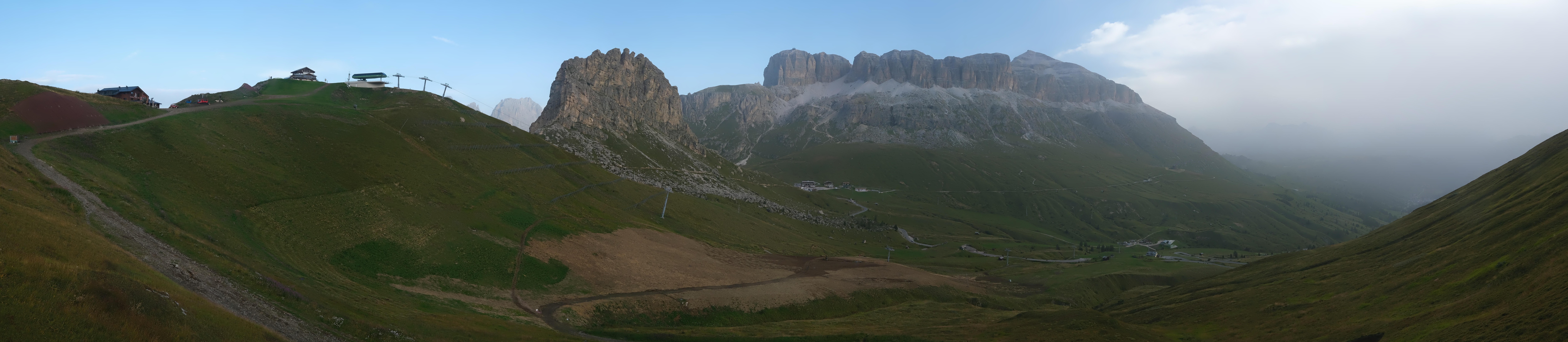 Archiv Foto Webcam Fassatal Panorama - Pordoi Pass
