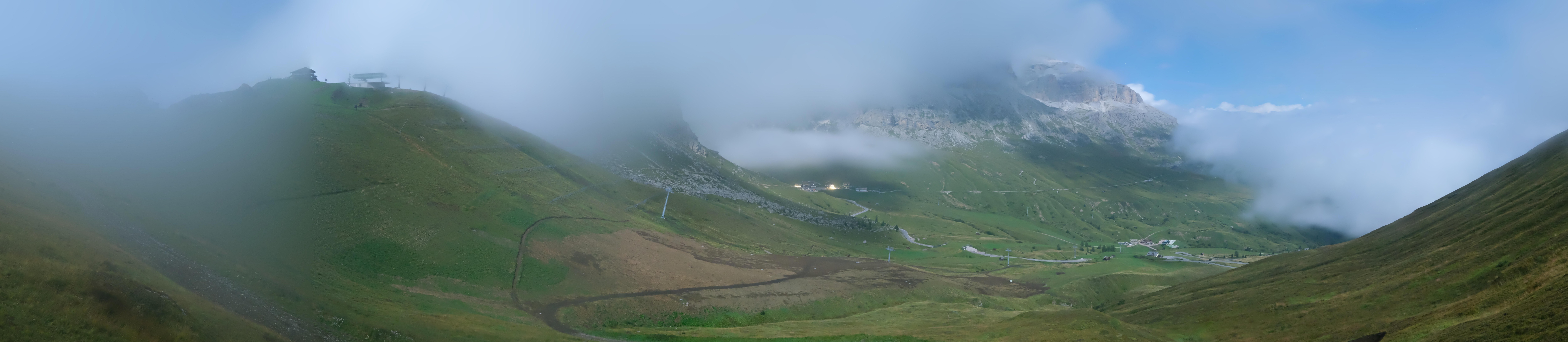 Archiv Foto Webcam Fassatal Panorama - Pordoi Pass