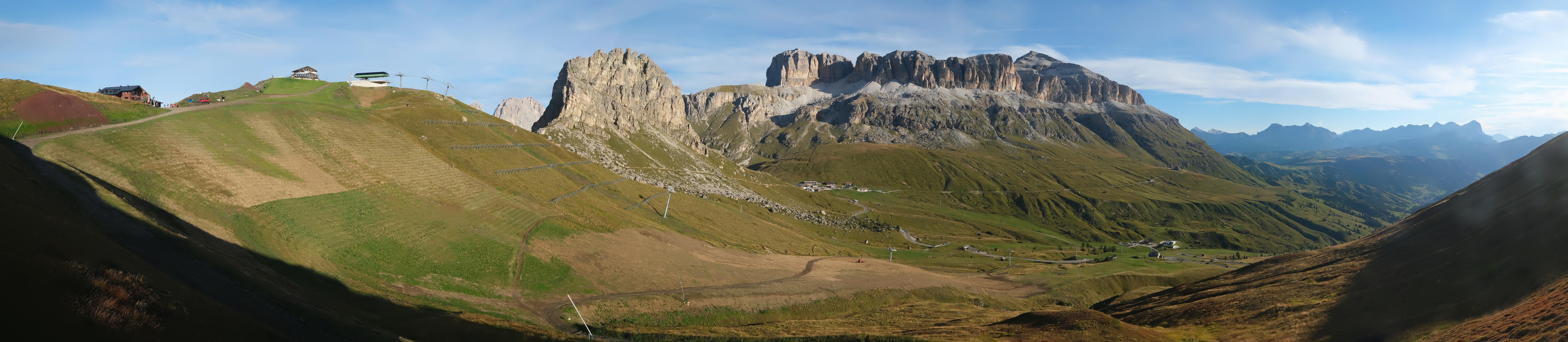 Archiv Foto Webcam Fassatal Panorama - Pordoi Pass