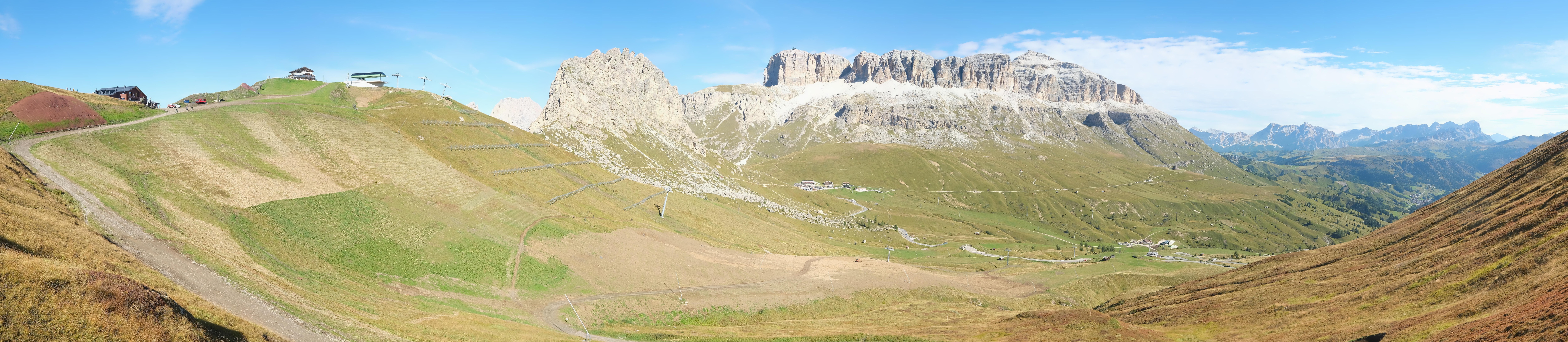Archiv Foto Webcam Fassatal Panorama - Pordoi Pass