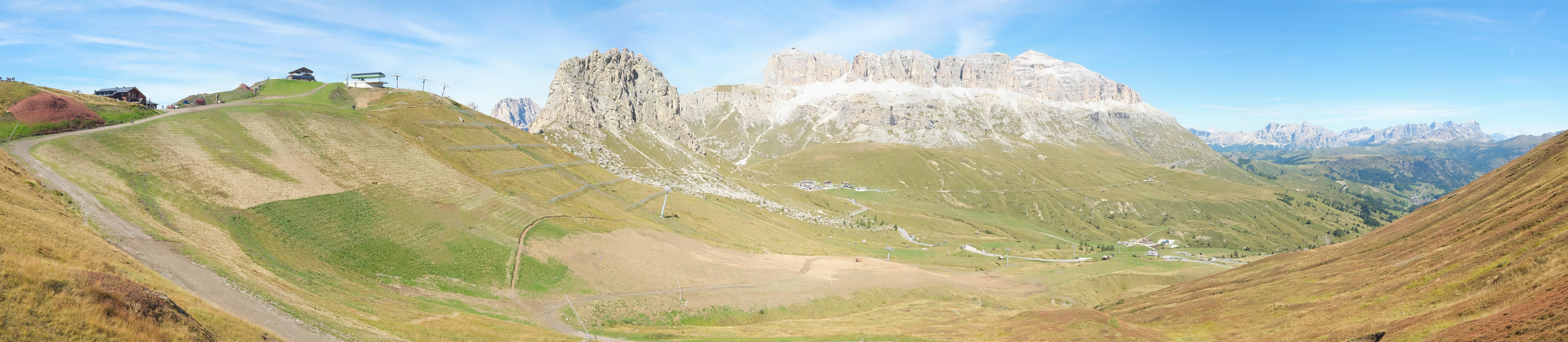 Archiv Foto Webcam Fassatal Panorama - Pordoi Pass
