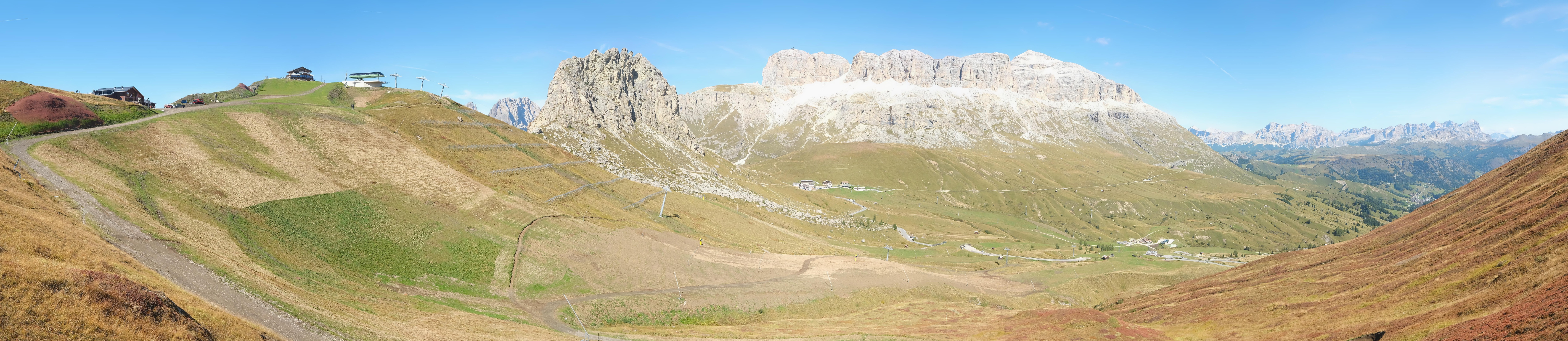 Archiv Foto Webcam Fassatal Panorama - Pordoi Pass
