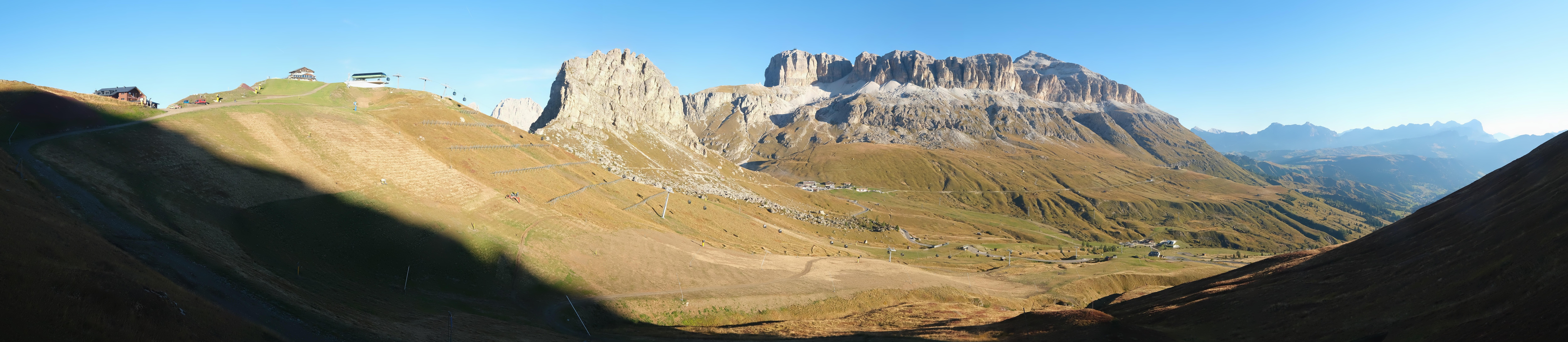 Archiv Foto Webcam Fassatal Panorama - Pordoi Pass